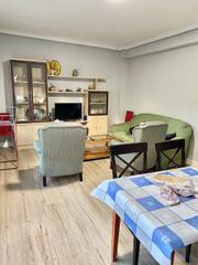 Miete Etagenwohnung in Plaza carmelitas 4. Gran piso de alquiler para estudiantess!!...  carmelitas!!  próx