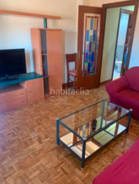 Foto a82b832e-7209-47f3-87e0-36b98fc0fc23. Lloguer pis a calle tomillar 8 a Pizarrales Salamanca