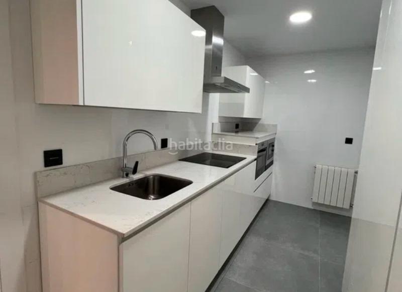 Foto a4e0ed47-c83c-4daf-8223-9c469c8d14c2. Alquiler piso a 5 min pza mayor con calefacción central!!!..reformada!!! en Salamanca