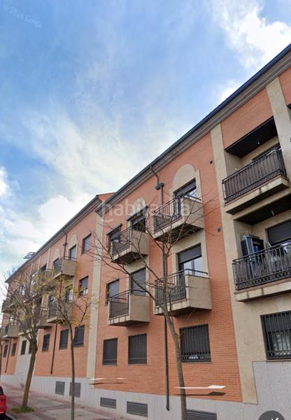 Foto 438f4b06-fb6f-4a85-8d2f-958ffc98fd58. Aparcament cotxe a Pizarrales Salamanca