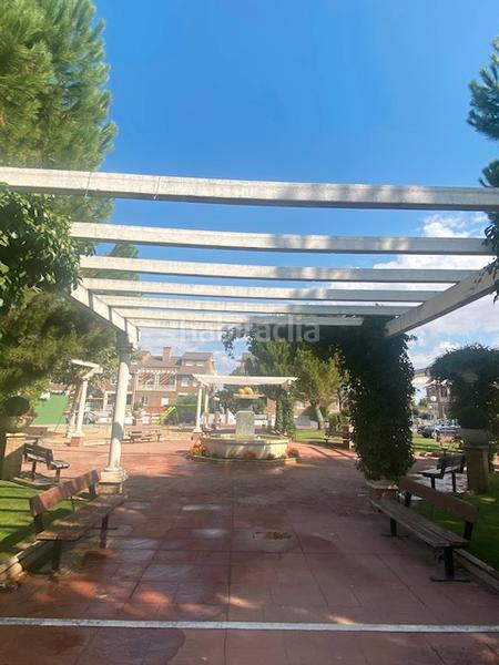 Foto ce2114f8-5d38-4861-836a-7fcd792ce575. Chalet mit kamin heizung parking pool in Santa Marta de Tormes