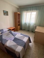 Location Appartement  Avenida de portugal. Estudiantes!!..calefacción central incluida!!!!!..avda de portug