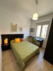 Location Appartement  Calle de van dyck. Ideal para estudiantes!!!! espectacular piso!!! junto a  las fac