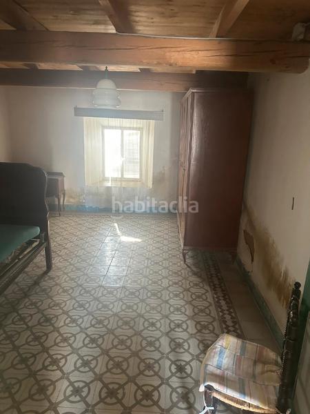 Foto e7d80f9d-9145-4645-9786-6aa1ba1eb257. Casa adossada a calle caño 2 a Terradillos