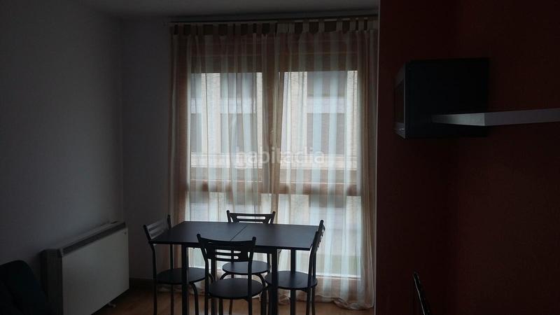 Foto b25011cc-ed9f-43c1-8466-db634170b7aa. Apartamento estupendo apartamento impecable, con una excelente ubicación enfrente de la fontana (). en Santa Marta de Tormes