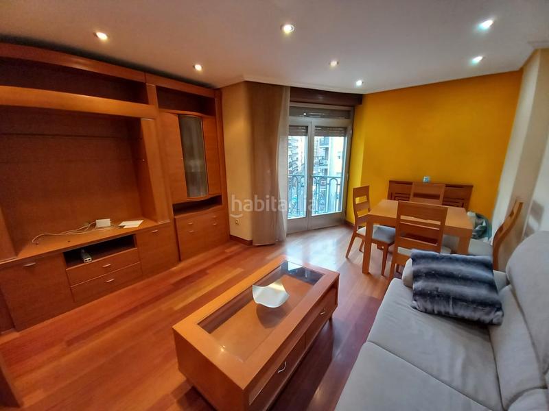 Foto 79822cb2-4764-4567-8d82-c3c94dabf2a2. Location appartement dans avenida de los comuneros 8 dans Salamanca