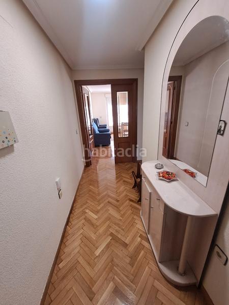 Foto 7c3bad0a-7056-49fc-b5b8-3b60f2ab235e. Location appartement dans calle girasol 1 dans Pizarrales Salamanca