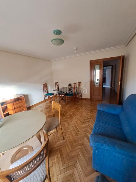 Foto 487f7436-1baf-41dc-a620-527ab7e31f95. Rent flat with heating in Pizarrales Salamanca