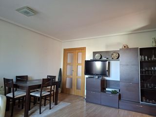 Miete Etagenwohnung  Camino carbajosa. Piso en alquiler en las torres (arapiles)