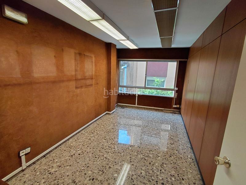 Foto 65c6468a-122a-4186-8587-cfe42f609d13. Oficina a Plaza Illes Columbretes Castellón de la Plana