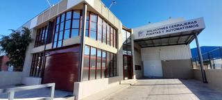 Fabrikhalle in Ciutat del Transport - La Salera. Nave en perfecto estado - oportunidad.
