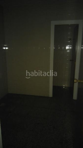 Foto 0b0f0cc8-8ee2-462c-9caa-40d8d3b1e597. Local comercial a Plaza Donoso Cortés - Avenida Magdalena Castellón de la Plana