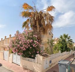 Semi detached house in Calle bilbao 38