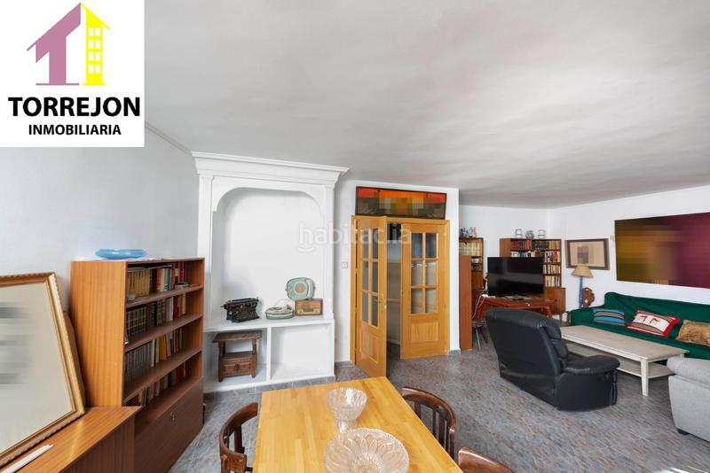 Foto f03c46d6-6ce5-4175-9388-3d768c18e0f8. Casa con riscaldamento parcheggio in Campo Real