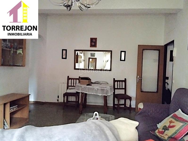 Foto 97f8b4eb-859a-46e7-8673-fb7dcb561265. Piso Veredillas ! piso bajo con terraza y trastero en excelente ubicación en Torrejón de Ardoz