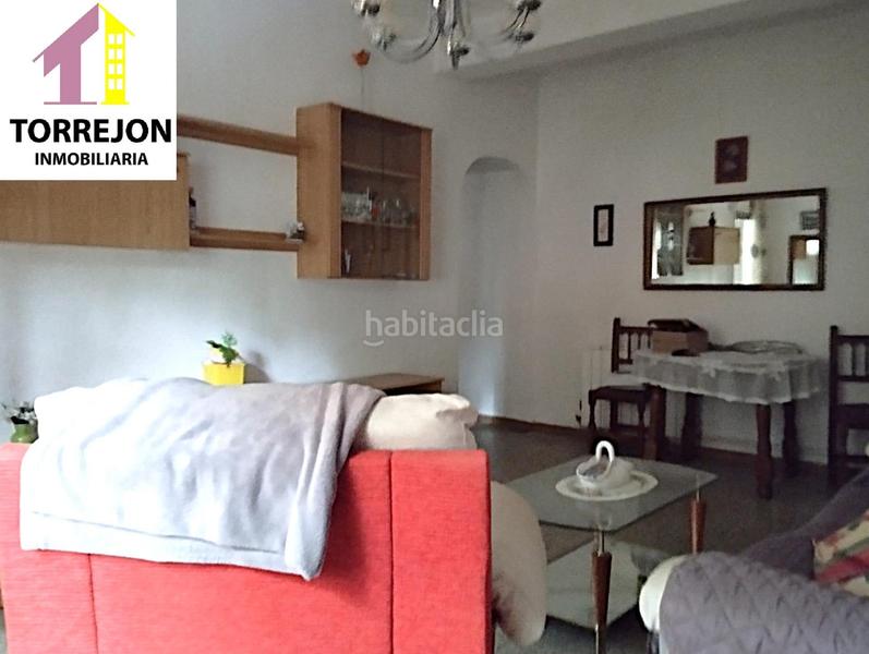 Foto ee59aecb-aea5-46f4-8171-93b043c2077e. Piso Veredillas ! piso bajo con terraza y trastero en excelente ubicación en Torrejón de Ardoz