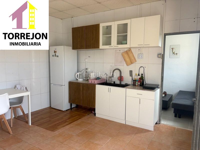 Foto 60e144fd-f6f3-43d9-9231-8224b87673a1. Local comercial a Alberca de Záncara (La)