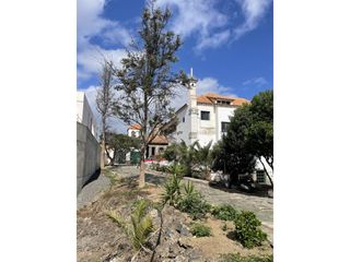 Haus en Calle lope de vega 16. Casa en venta en centro35005