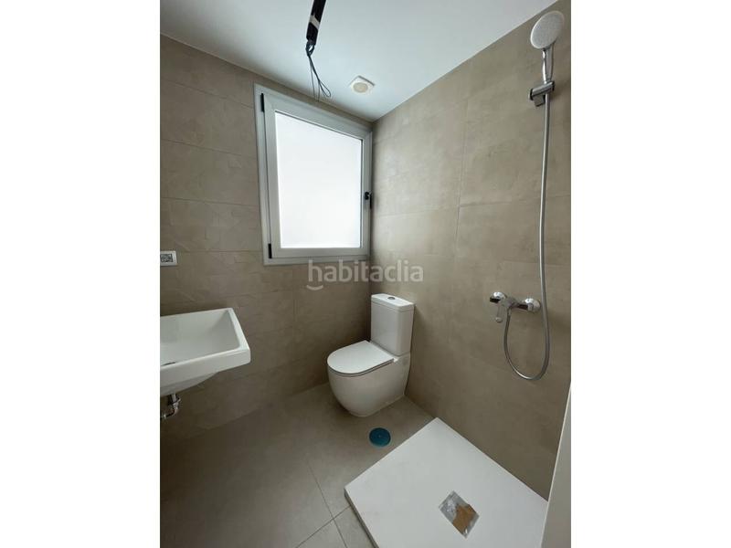Foto d156818b-292e-499e-a948-162d13d78296. Dúplex en veintinueve de abril 41 duplex en venta en puerto canteras35007 en Palmas de Gran Canaria (Las)