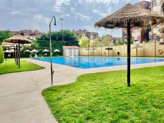 Location Appartement à Ciudad Jardín - Zoco. Piso en alquiler en zona zoco  córdoba!