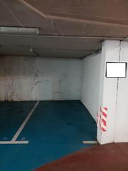 Parking coche en Montserrat - El Passeig