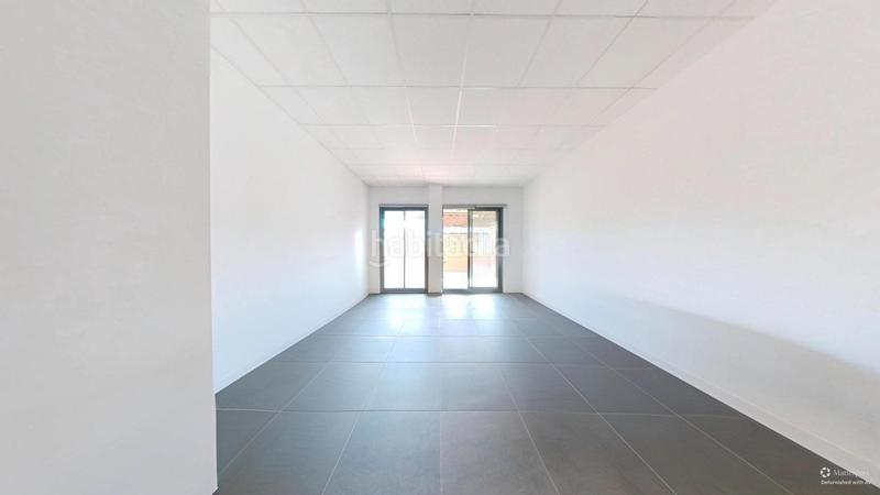 Foto cd25c084-e62b-40b4-8156-3604ab4e18b5. Alquiler local comercial  en alquiler calle rosselló, en Granollers