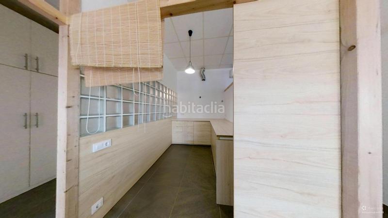 Foto 600c49d9-0ae3-4bce-a8d3-bbbd78ed4523. Location local commercial dans Hostal Granollers