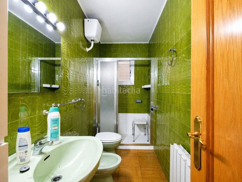 Foto ed165366-d67c-4adf-8797-420c105439fe. Pis amb aparcament a Centre Garriga (La)