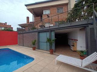 Maison jumele en Franqueses del Valls (Les). Espectacular casa pareada ideal para 2 familias!
