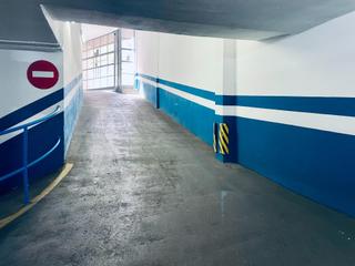 Aparcament cotxe a Ciudad Jardín - Zoco. Oportunidad única plaza de parking zona céntrica