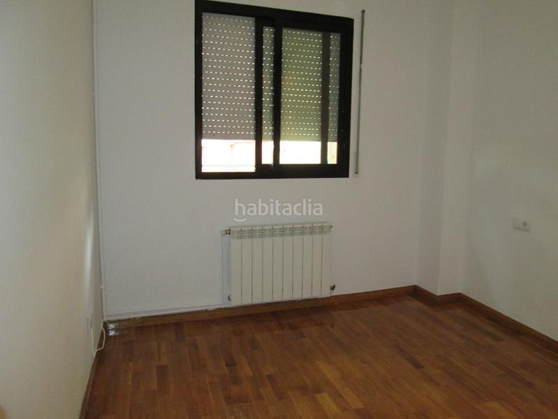 Foto 7f8291ef-12be-4efb-9677-dbe05999a23c. Miete etagenwohnung mit heizung in Creu Alta Sabadell