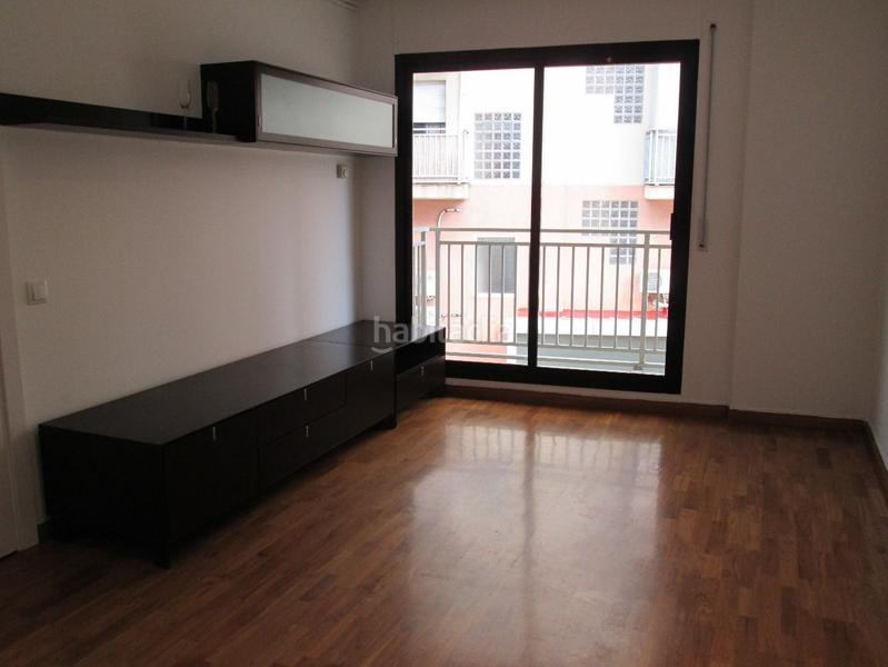 Foto d571a2a0-0204-42ff-aadc-dc5106212ff9. Rent flat with heating in Creu Alta Sabadell