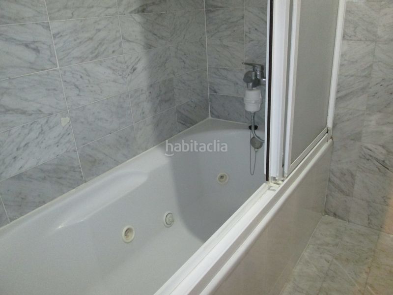 Foto a602a0ee-a195-4dcf-b54d-3d469643b44c. Rent flat with heating in Hostafrancs Sabadell