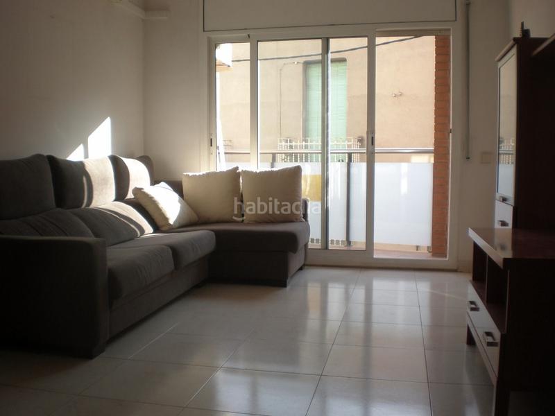 Foto e0e34509-c259-4d53-92ab-f23190e44ef0. Alquiler piso bonito piso amueblado en el centro . en Sabadell