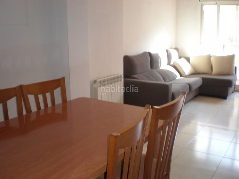 Foto f3549bdc-37e4-49b8-ad1b-b85d90855c0e. Rent flat with heating parking in Centre Sabadell
