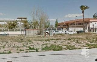 Terreny residencial a Calle pintor joan garcia ripolles 15