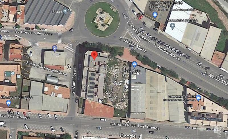 Foto c1852b22-6a26-48fa-9f76-2a3d25cdb2e4. Local comercial en calle molino marco 232 en Vall d´Uixó (la)