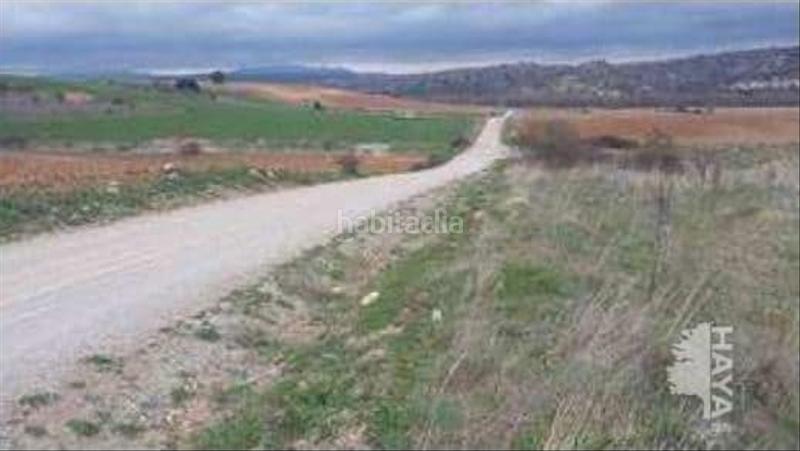 Foto f4b1c92f-3389-434d-8585-b72725cf364a. Finca rústica en calle real baja 23 en Membrillera