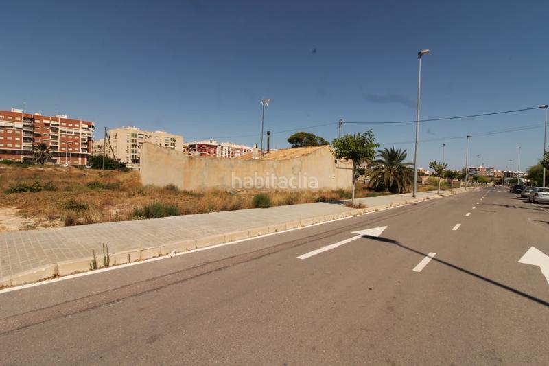 Foto cb08d67e-80b0-4dac-a0c1-54fd1ec01613. Terrain résidentiel dans carrer formentera del segura 97a dans Elche / Elx