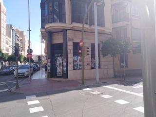 Business premise in Carrer de sant fèlix 35