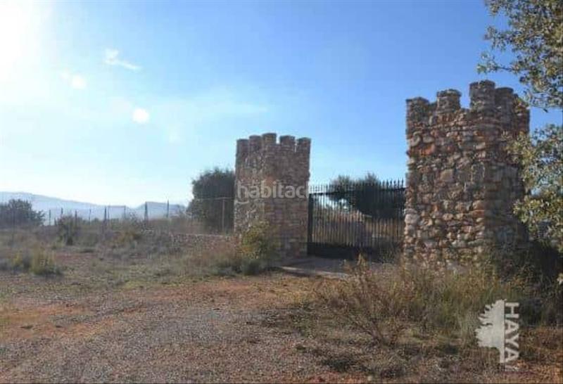 Foto 825195e9-beed-4be4-9cc2-19fc3eb53c93. Finca rústica en carrer l'olivera 33 en Useres (les)