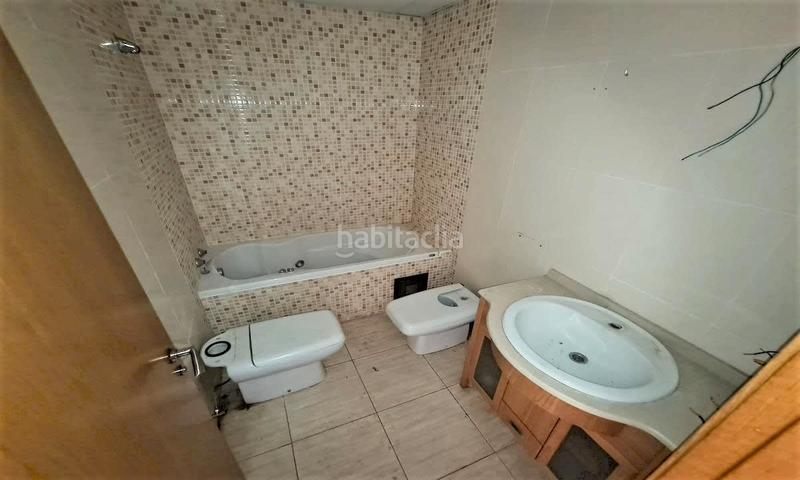 Foto c8e3136a-bf48-44be-b085-72efa9e60b59. Casa a Salzadella (la)