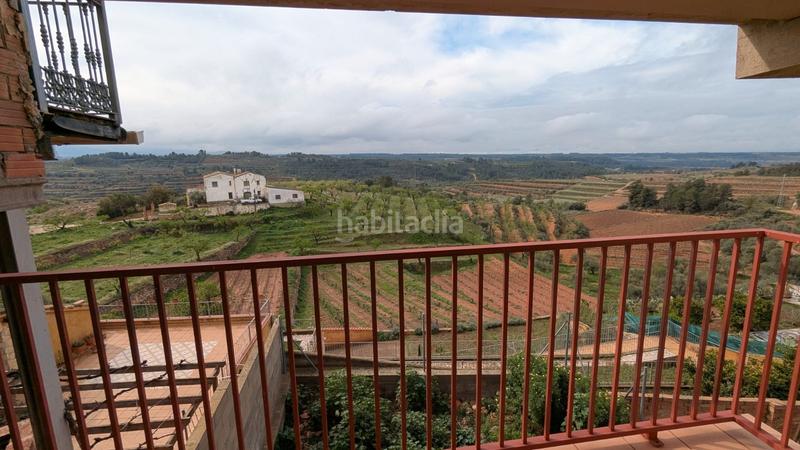 Foto fd9209ed-67e5-4d99-a7e0-7cad7694641b. Piso  y local en la misma finca en Masroig (El)
