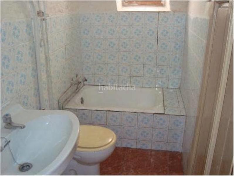 Foto f82c4b58-43bd-4fe5-92aa-857314a434c9. Casa en Baza