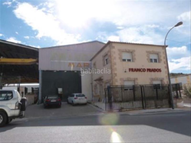 Foto 50d3b120-b4cf-42a0-b7a0-42220d7b25d4. Nave industrial en Macael