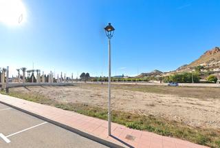 Terreny residencial  Avenida adolfo suárez