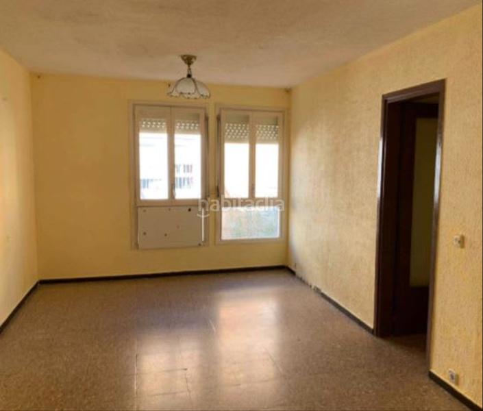 Foto c6211ed7-d207-476f-b20b-58216131fa3c. Piso en Constantina