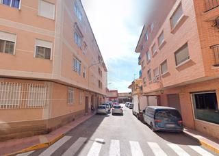 Pis  Calle pintor pedro cano