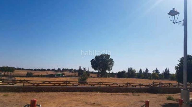 Foto a60ac990-6e61-47dd-9e01-740246fa1dec. Terreno residencial en calle antonio machado 22 en Garrobo (El)