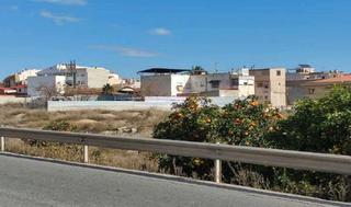 Terreno residencial en Calle Molina 8